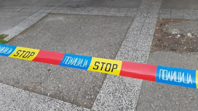 policiska-lenta