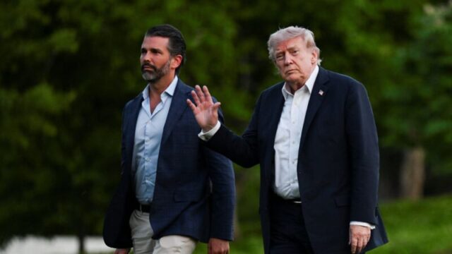 2026-05-04T004218Z_527880764_RC202LACJZV5_RTRMADP_3_USA-TRUMP-scaled-1