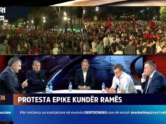 Analizë e gjatë dhe e thelluar e debatit në “Çim Peka Live”: Protesta si tronditje politike, shoqërore dhe mediatike kundër Ramës