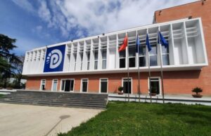 PD dënon grisjen e flamurit izraelit: Akt kriminal dhe antisemit