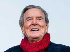 Gerhard Schröder në Rusi – e konfirmon agjencia ruse e lajmeve TASS