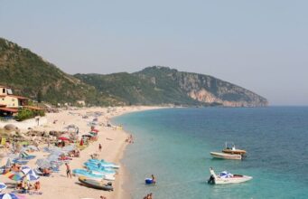 Media spanjolle: Shqipëria, parajsa e fundit e përballueshme e Europës