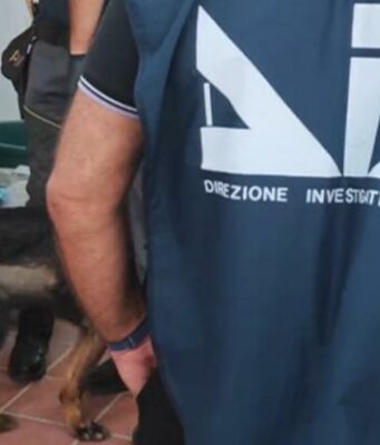 Droga nga Shqipëria drejt Italisë me autobusë linje, 23 persona të arrestuar