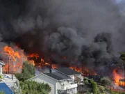 Katastrofë nga zjarri në Drammen të Norvegjisë: Mbi 100 banesa u shkatërruan, qindra të evakuuar dhe flakët ende jashtë kontrollit