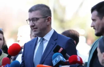 Mickoski kërkon përgjegjësi për helmimin në Gostivar