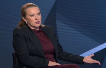 Deklarata për “spastrimin etnik” shkakton krizë politike: Paunoviq nuk tërhiqet, Kosova ia ndalon hyrjen dhe 53 deputetë kërkojnë shkarkimin