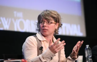 “Shteti artificial”: Historiania e Harvardit Jill Lepore paralajmëron se IA-ja mund të dobësojë demokracinë