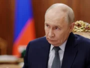 Drejtori i CIA-s, Ratcliffe, propozoi një samit Trump–Putin–Zelensky gjatë vizitës në Moskë, thonë burimet