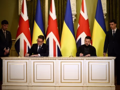 IA dhe teknologjitë luftarake: Mbretëria e Bashkuar dhe Ukraina forcojnë partneritetin në fushën e mbrojtjes