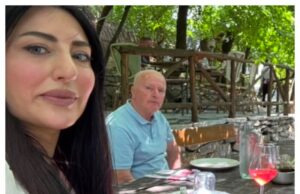 “Një pjesë e pandashme e zemrës sime”/ Gazetarja dhe moderatorja e njohur humb babain, bën dedikimin prekës