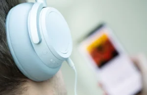 Inteligjenca artificiale: Australia përjashton muzikën e krijuar nga IA-ja nga listat zyrtare të hiteve