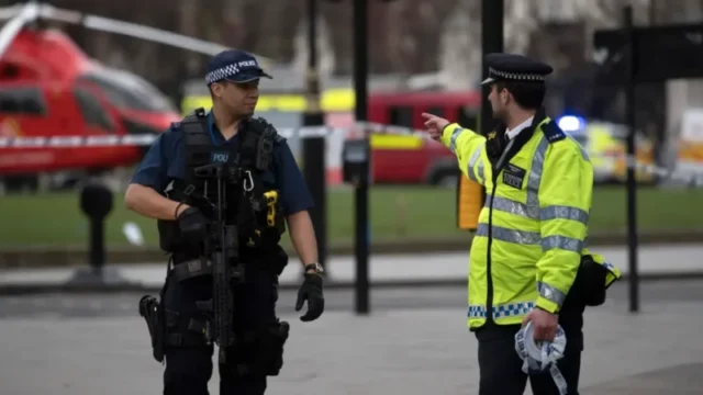 policia-britanike-1024x576-1