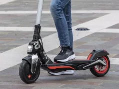 Torino, 12-vjeçari joshet me trotinet dhe dyshohet se përdhunohet në park