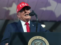 Trump ndalon CNN, MS NOW dhe Politico-n në Shtëpinë e Bardhë
