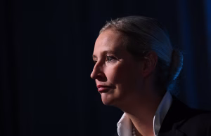 “Gënjen siç merr frymë”: Alice Weidel, “princesha e akullit” e AfD-së, e zënë në kurthin e radikalizimit të saj