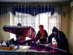 Talebanët ua mbyllën shumë dyer, gratë afgane po hapin bizneset e tyre