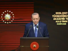 Erdoğan: Inteligjenca artificiale po e zvogëlon rolin e njeriut në procesin akademik