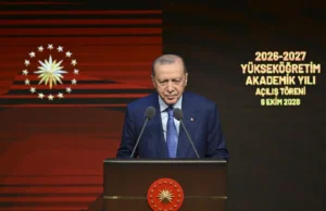 Erdoğan: Inteligjenca artificiale po e zvogëlon rolin e njeriut në procesin akademik