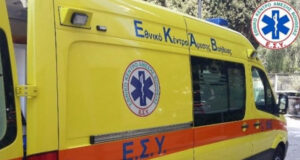 Dy shqiptarë humbin jetën në Greqi pas përplasjes së një motoçiklete me një monopatinë elektrike