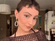 Vdes në moshën 21-vjeçare influencerja Anouk Deschamps nga një lloj i rrallë kanceri: “Dëshira e saj ishte të bëhej mjeke”