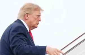 “U sugjeroj të gjejnë një udhëheqës të ri”: Trump kërkon zëvendësimin e presidentit ukrainas Zelensky